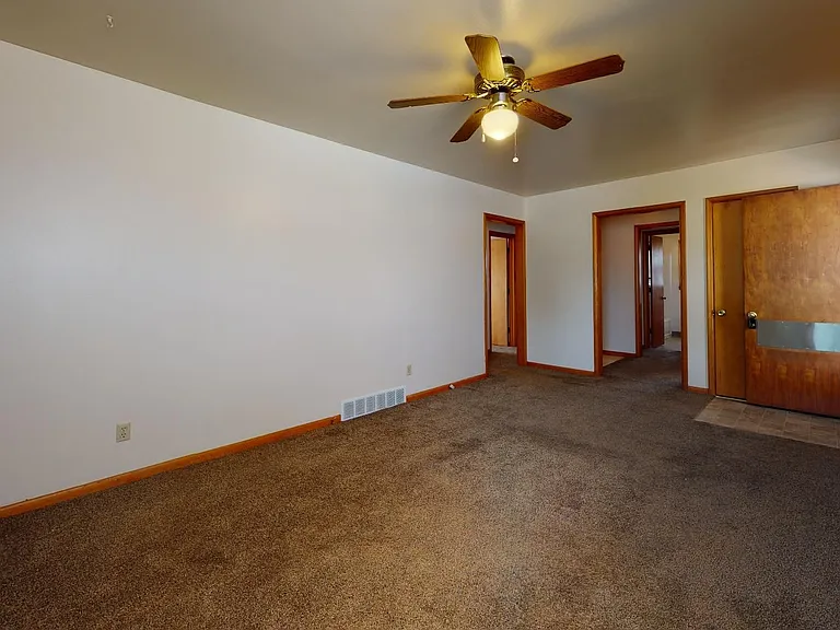 5621 Eisenhower Ave — Photo 3