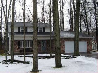 12163 Sanders Dr, Freeland, MI 48623