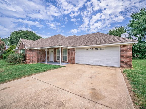 3rd image of 213 County Road 3527
