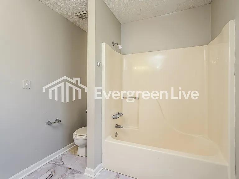 980 Hamilton Ridge Ln — Photo 5
