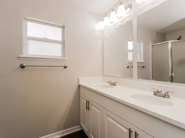 266 Regal Downs Cir — Photo 12