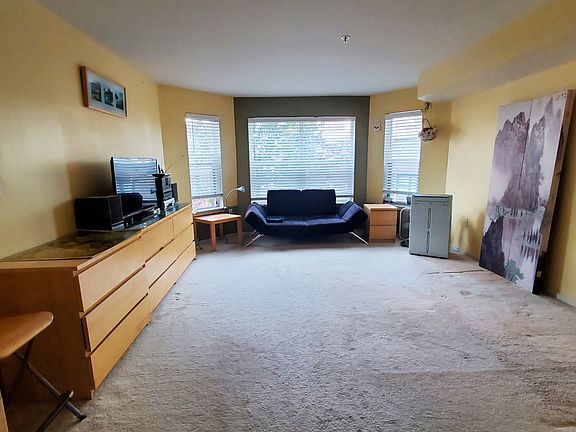 Living space with TV, DVD/Bluray player, stereo (before bed was installed)