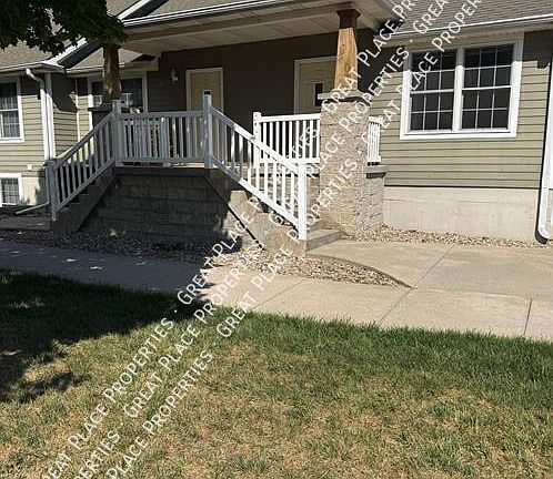 4th image of 1201 Three Pines Ct #B