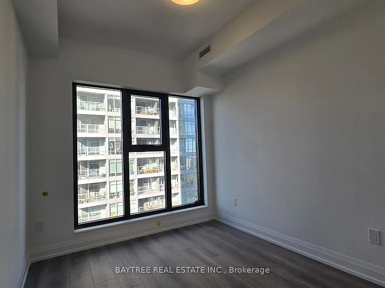 20 Soudan Ave #2308 — Photo 4