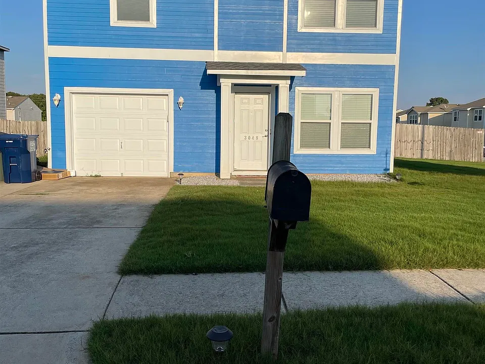 3048 Castlecreek Dr