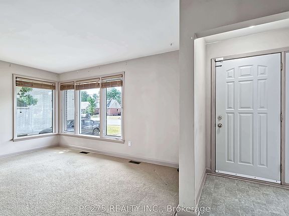 5th image of 1461 Trafalgar St