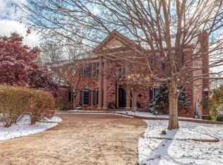 730 Kraffel Ln, Town and Country, MO