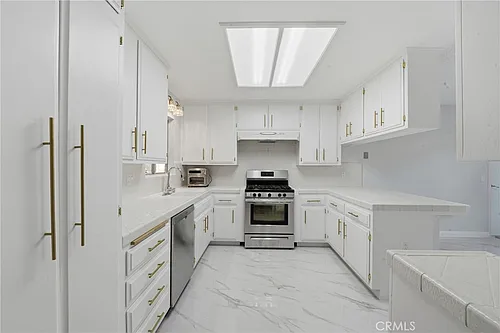 6255 Mitchell Ave Photo 1