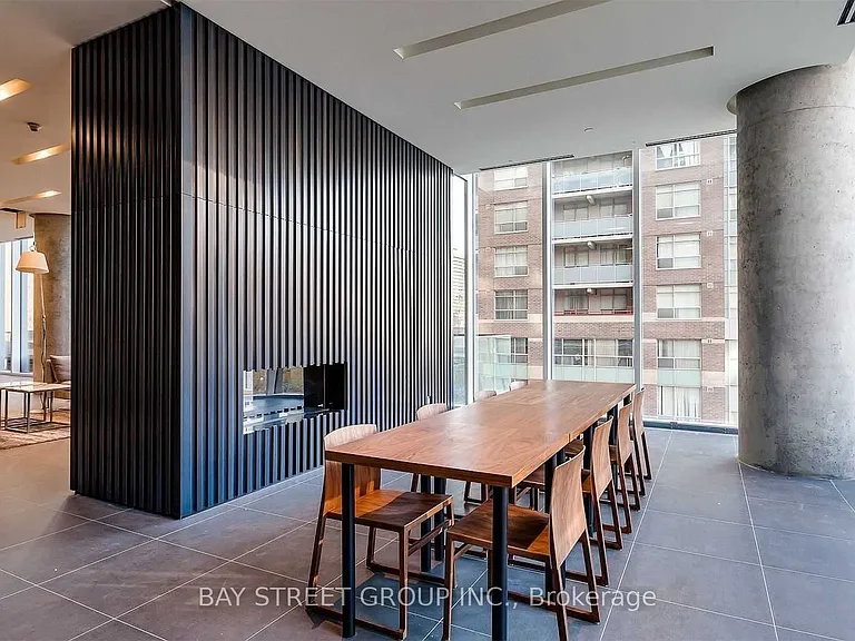 15 Grenville St #2103 — Photo 22