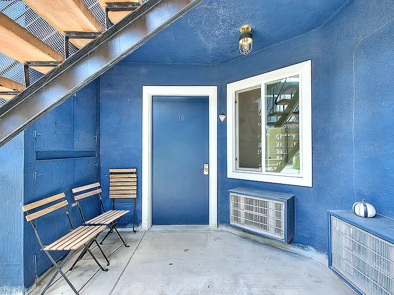 2830 S Sepulveda — Photo 33