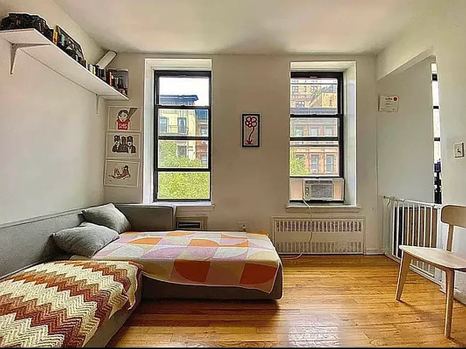70 W 71st St #3B