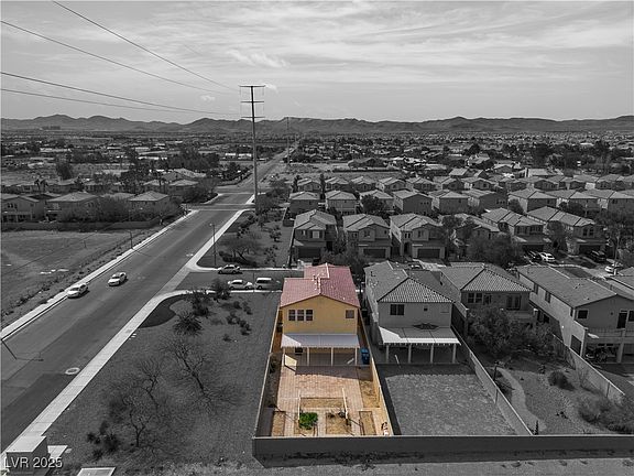 2nd image of 5218 Andreas Canyon Ct