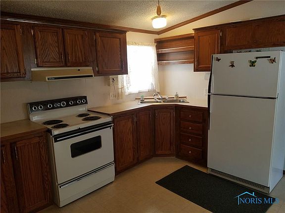 4th image of 4671 County Road 15.75 #12