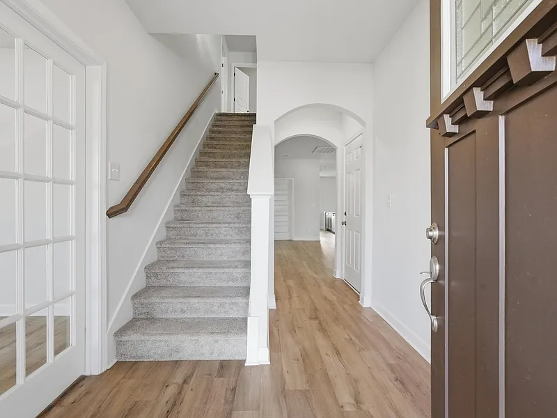 4 bed, 3.0 bath, 3147 sqft, $2,490 — Photo 3