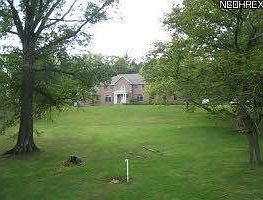 1st image of 894 Park Blvd E