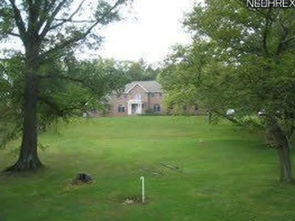894 Park Blvd E, East Liverpool, OH 43920