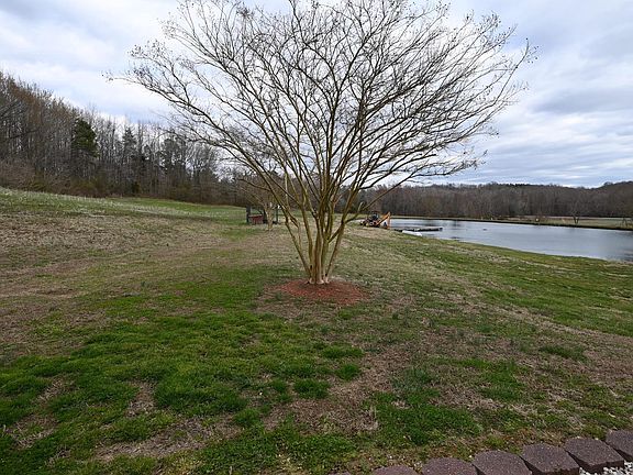 3rd image of 25959 Mechanicsville Rd Unit B