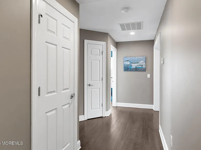 3 Monmouth Pl — Photo 31
