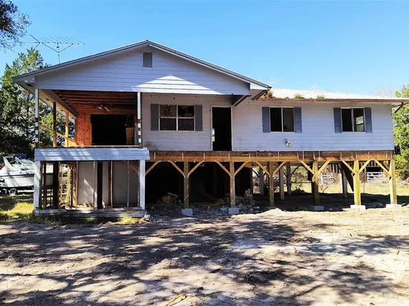110 Violet Fox Dr, Crescent City, FL 32112