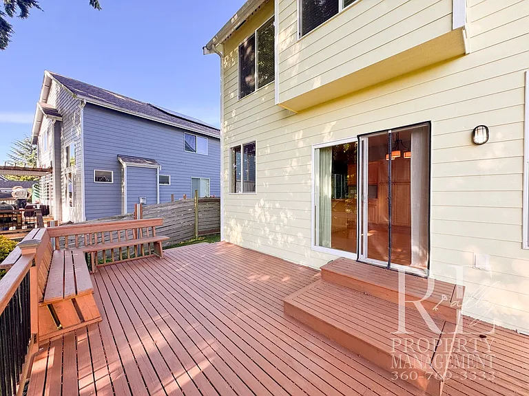 18128 Mount Walker Dr NE — Photo 32