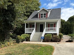 18 Round Top Rd, Asheville, NC 28803