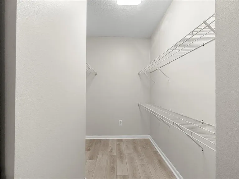 800 S Dakota Ave #214 — Photo 22
