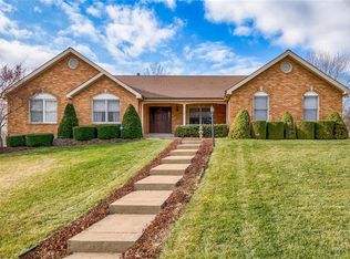 12526 Sunset Dr, Saint Louis, MO