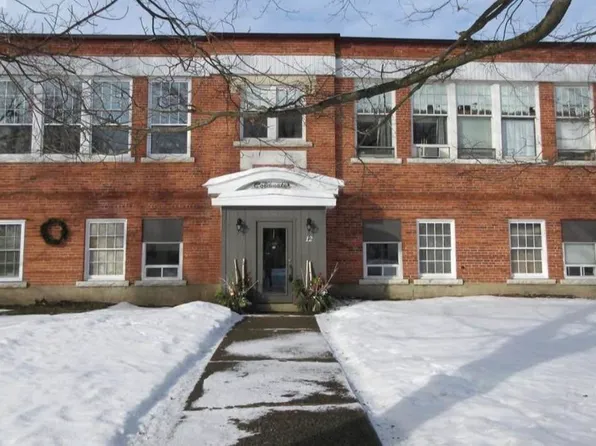 12 Harriet St #5, Severn, ON L0K 1E0