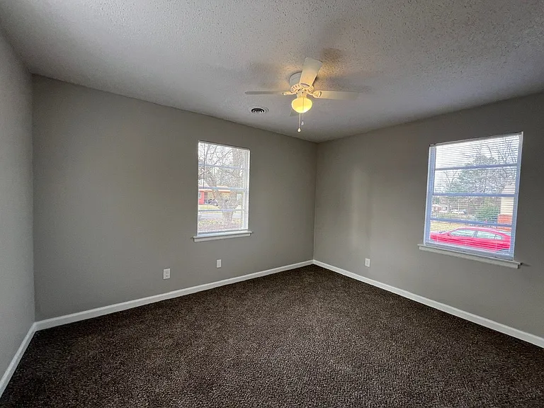 5082 Stacey Rd — Photo 7