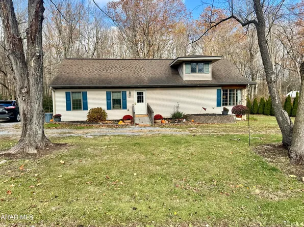 146 Valley Ave, Altoona, PA 16601