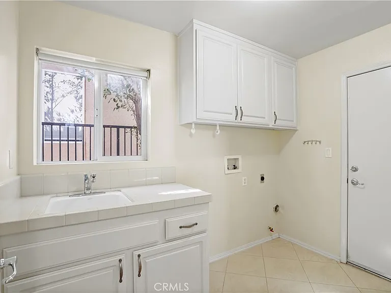 20600 Vercelli Way — Photo 40