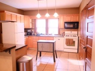 1620 Crosby St, Rockford, IL 61107