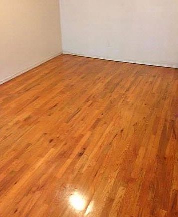 4th image of 7226 Bergen Ct
