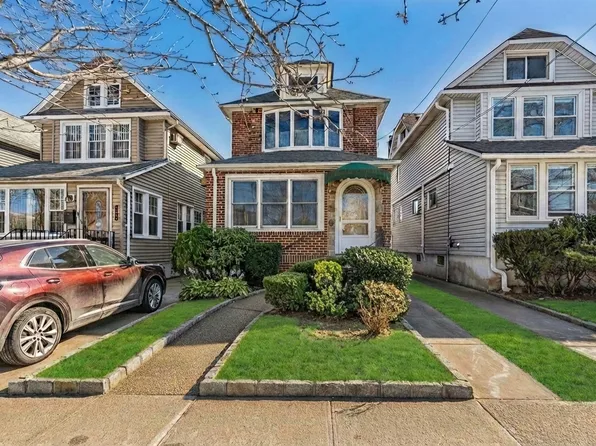 93-10 70th Avenue image 1 of 28