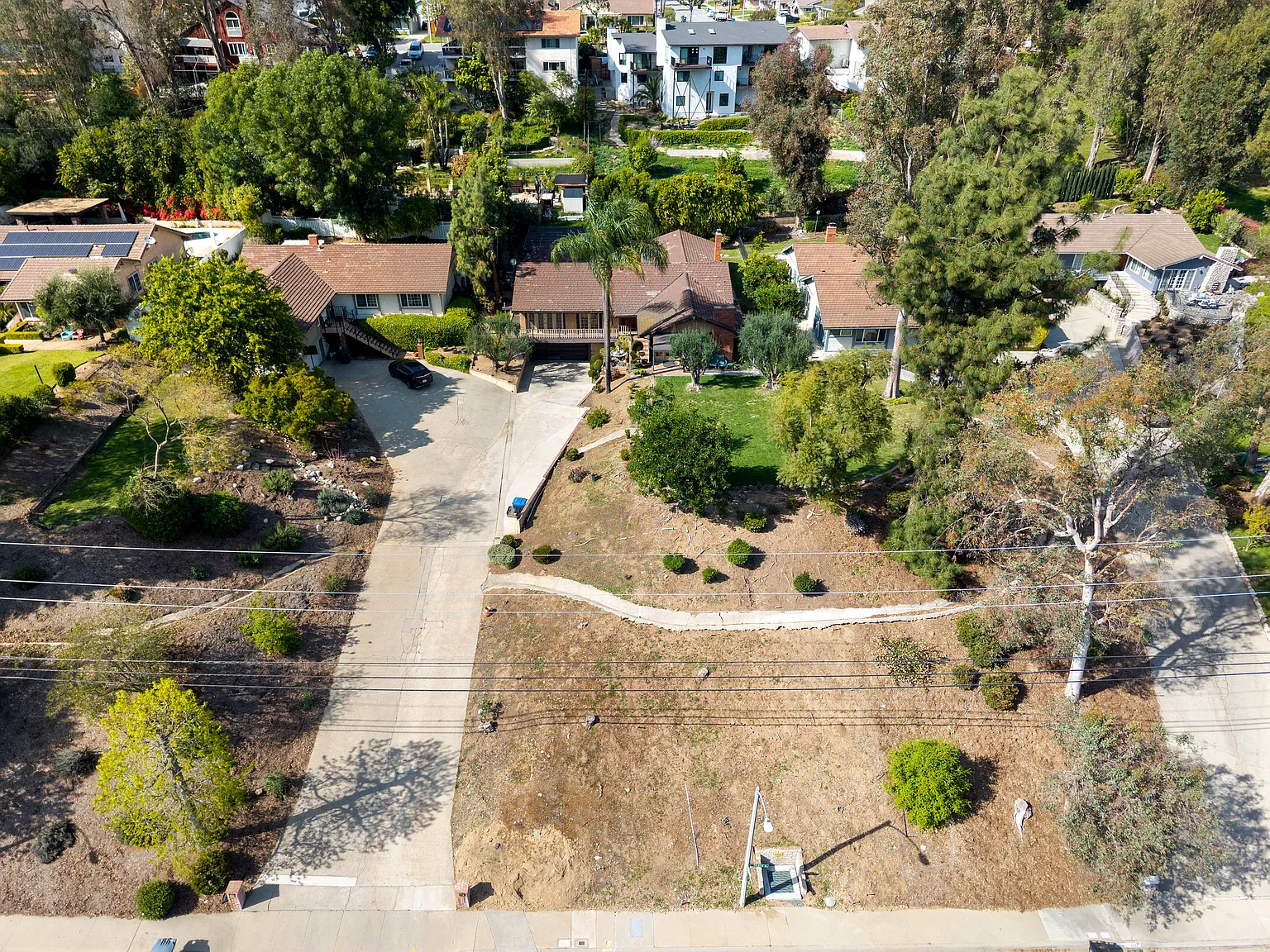 1557 E Puente St — Photo 3
