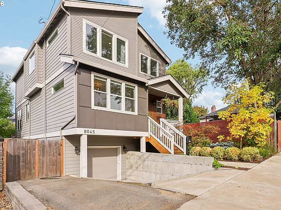 2nd image of 8045 SE 45th Ave