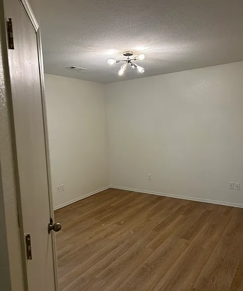 4470 W Bungalow St — Photo 12