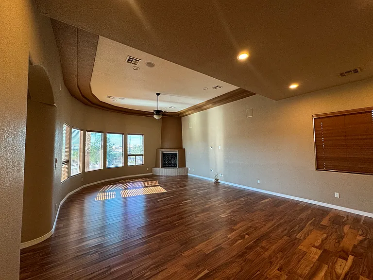 682 La Melodia Dr — Photo 4