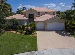 15987 SW 6th St, Pembroke Pines, FL 33027