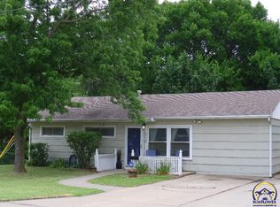 4608 SW 19th St, Topeka, KS 66604