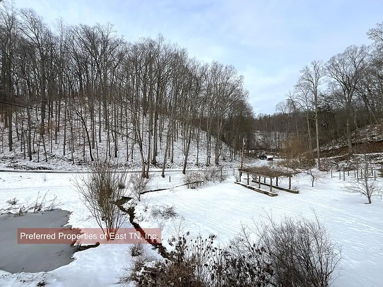 709 Brown Mountain Rd — Photo 38