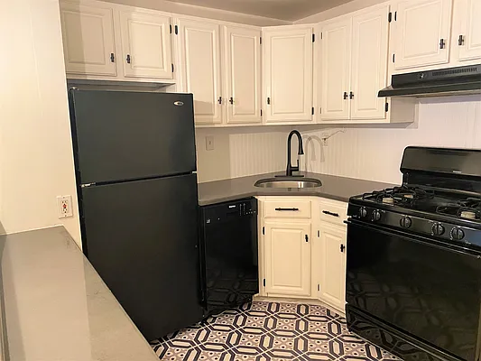 Rented by Compass | media 4