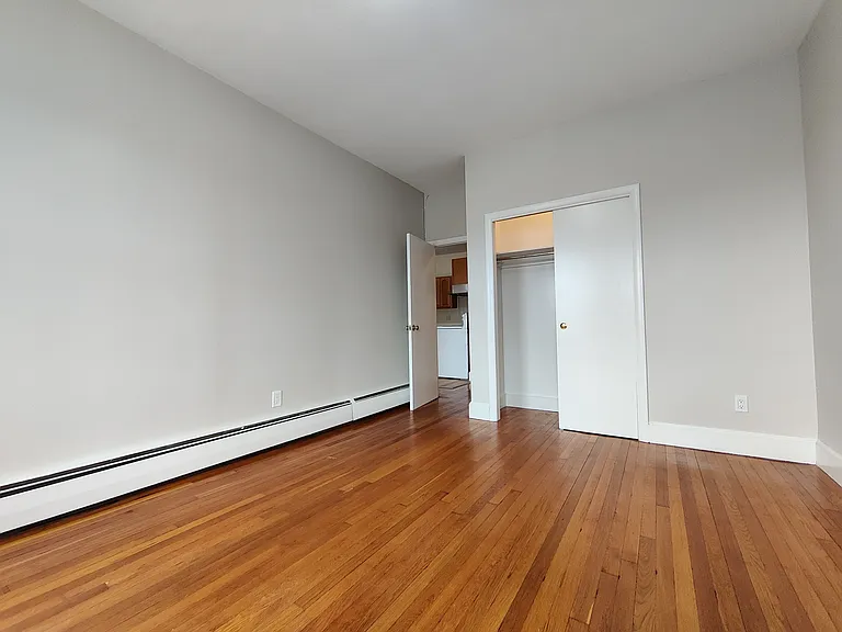 168 Winthrop Rd #2 — Photo 12