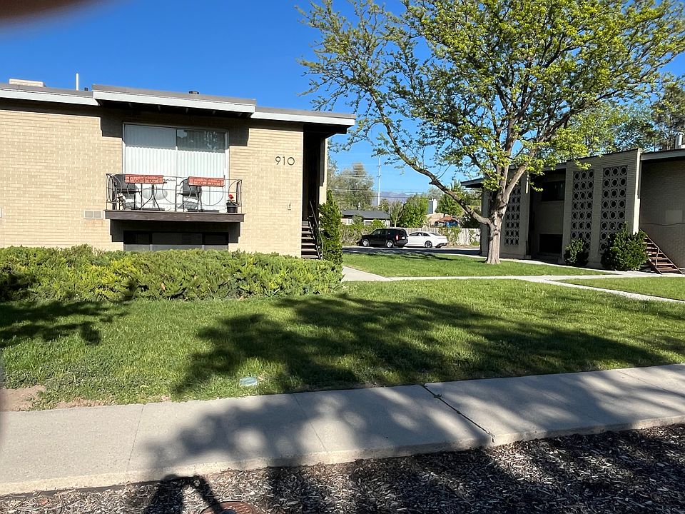 1st image of 906 N Catherine St APT 3