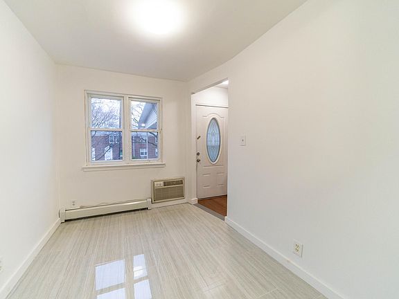 5th image of 2045 E 59th St #2