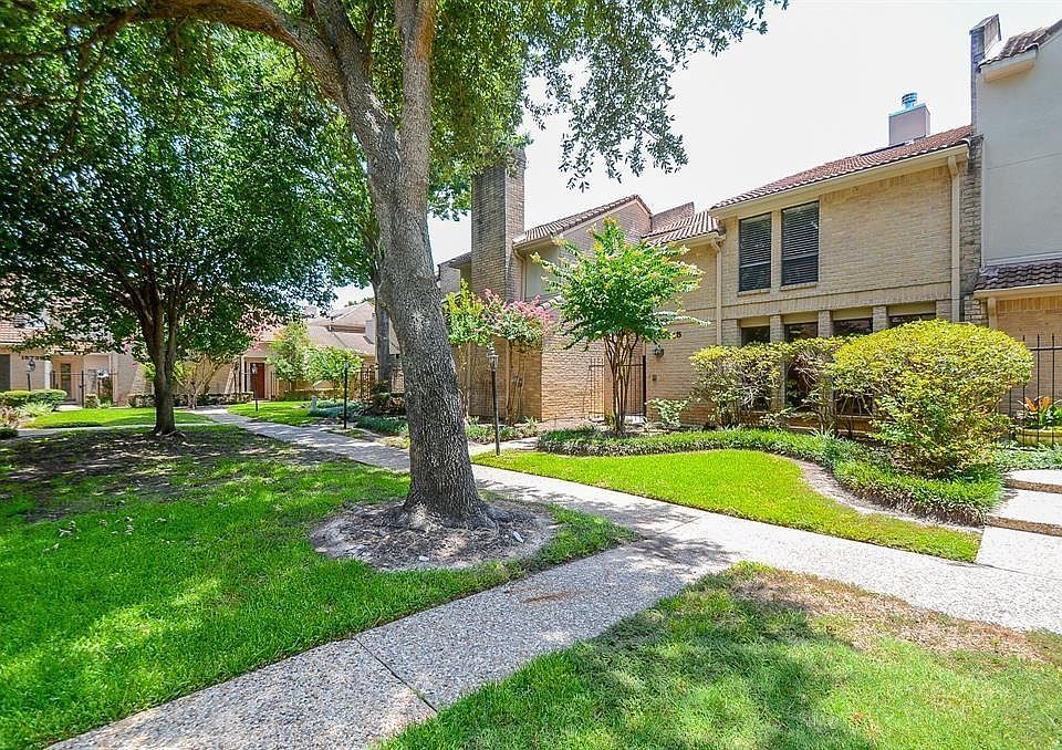 1st image of 15715 Tanya Cir
