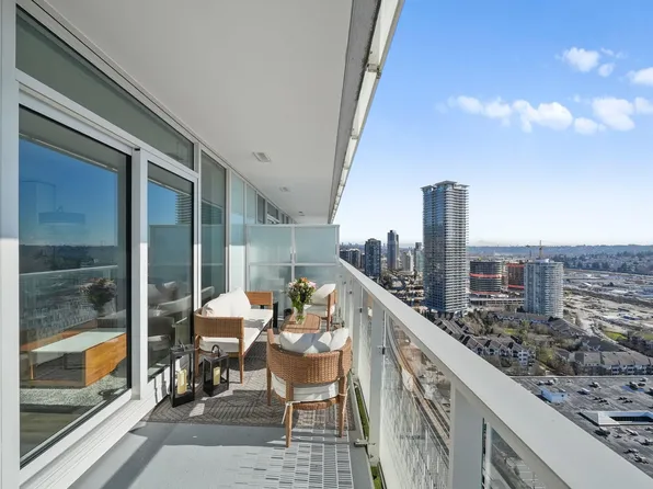 4650 Brentwood Blvd #1804, Burnaby, BC V5C 0M3