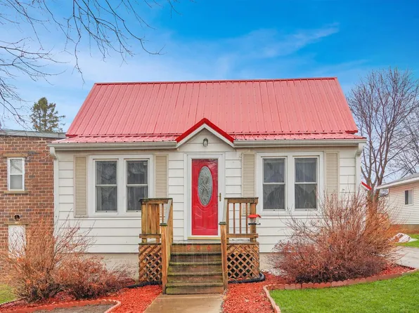 906 Center STREET, Wilton, WI 54670