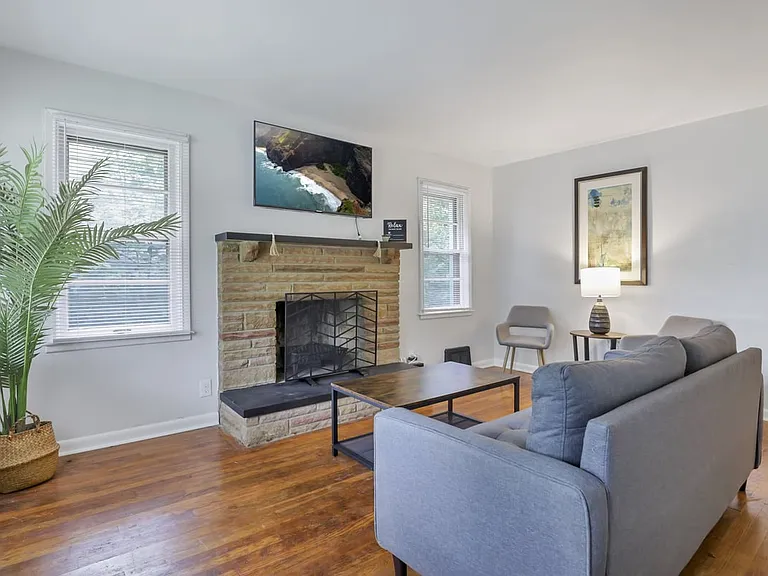 1275 E Weber Rd — Photo 10