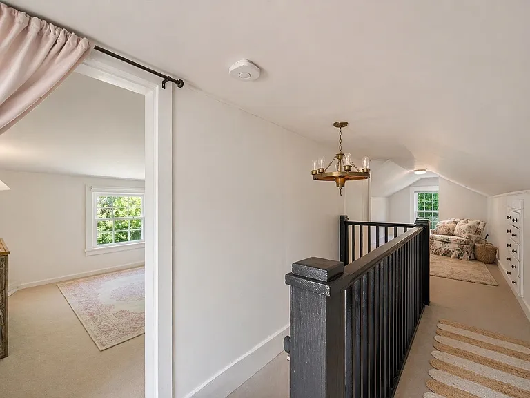 727 Woodmere Dr — Photo 14